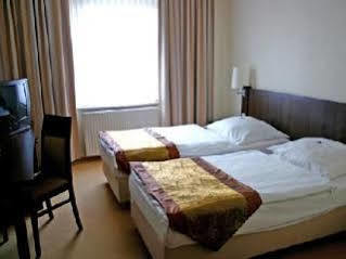Hotel Herzog ดุสเซลดอร์ฟ ภายนอก รูปภาพ